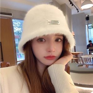 NWOT - Thickened Warm Rabbit Fur Hat For Outdoor Going Out